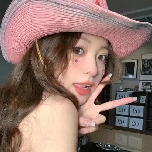 麻辣老师1这个女生有点冷